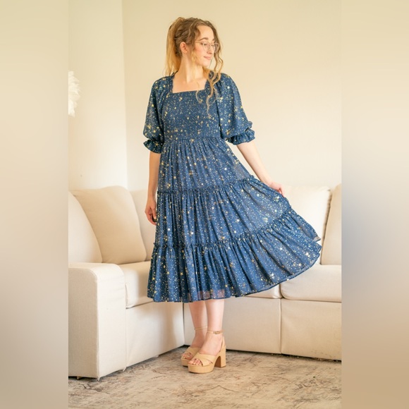 Ivy City Co Dresses & Skirts - Ivy City Co Starry Nights Dress